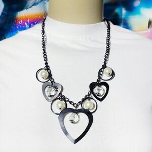 Black Y2K 2000's Millennium Chunky Charm Pearl Heart Charm Necklace